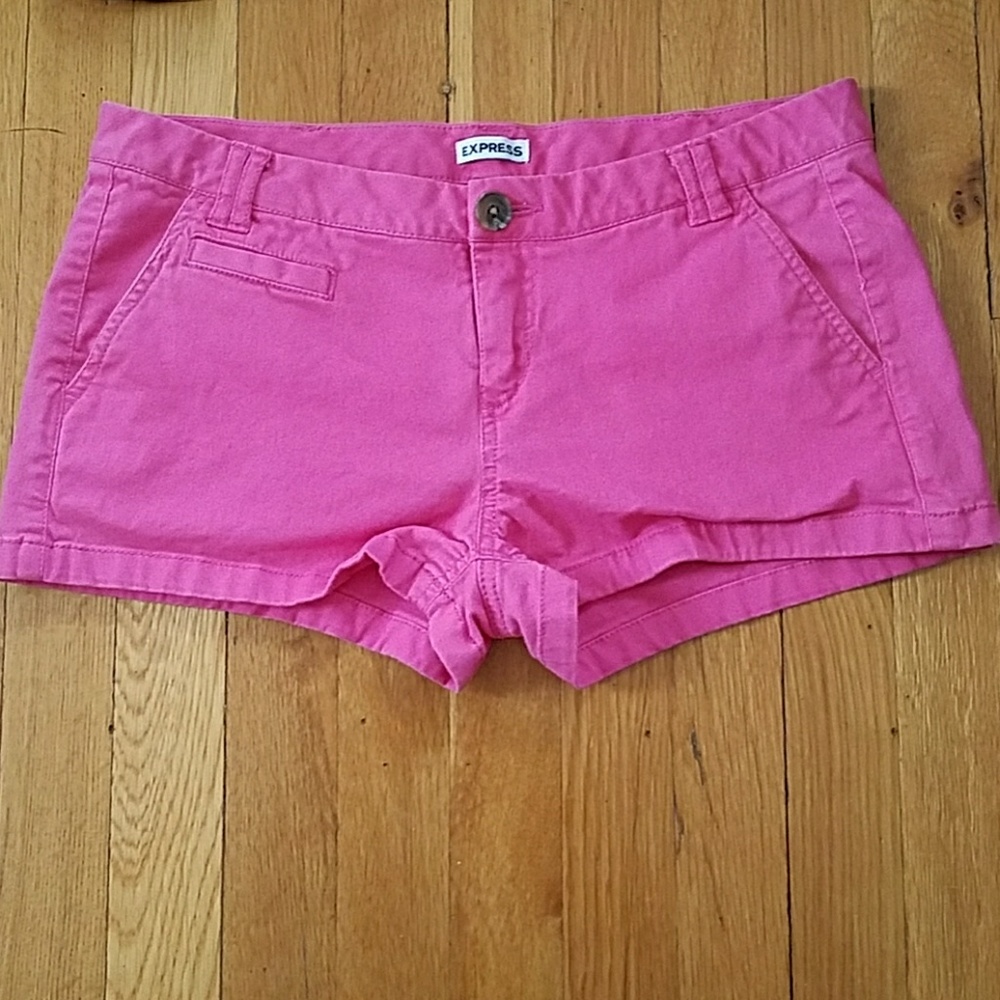 Express pink twill shorts